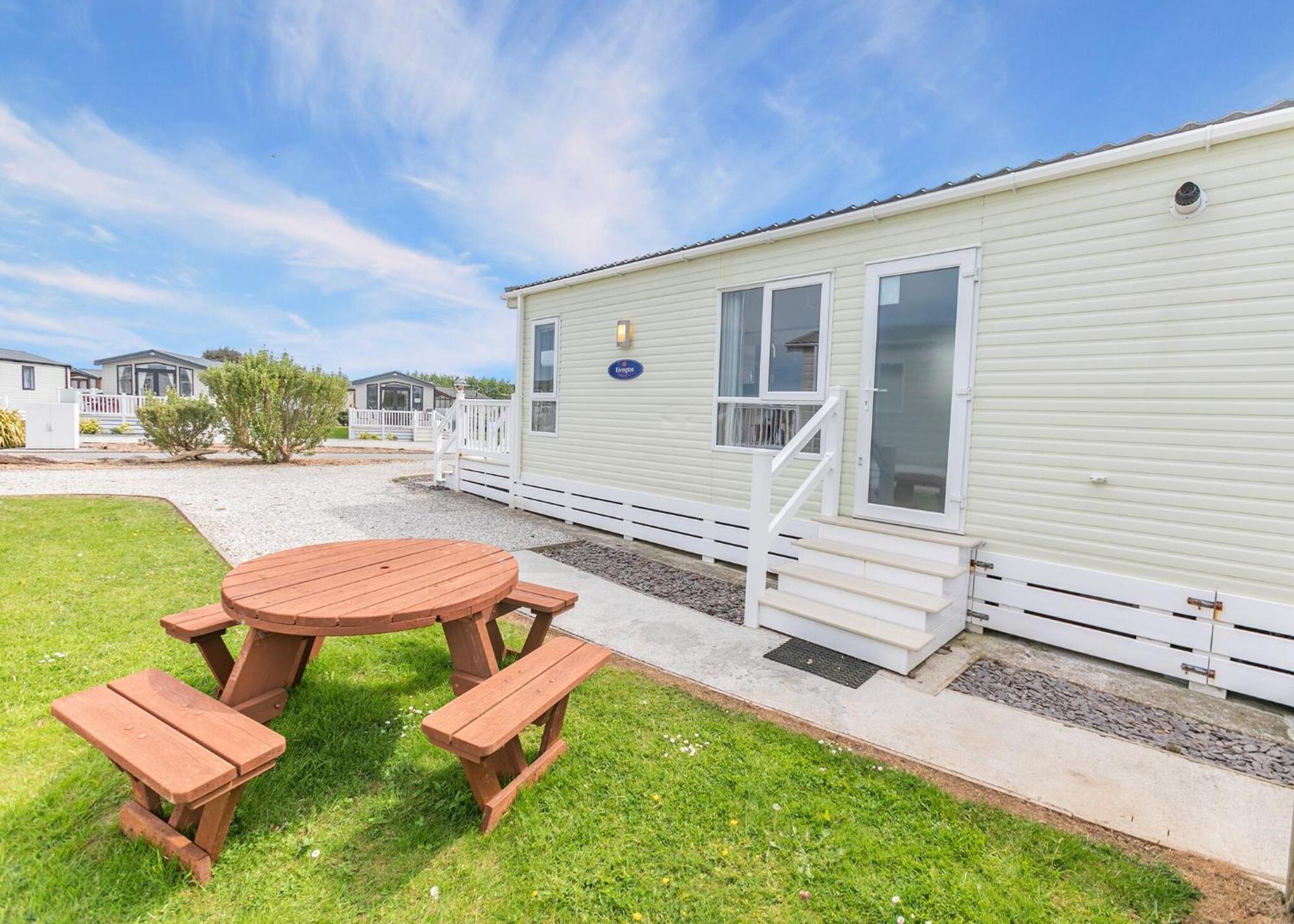 Looe Coastal Retreat Hotel Exterior foto