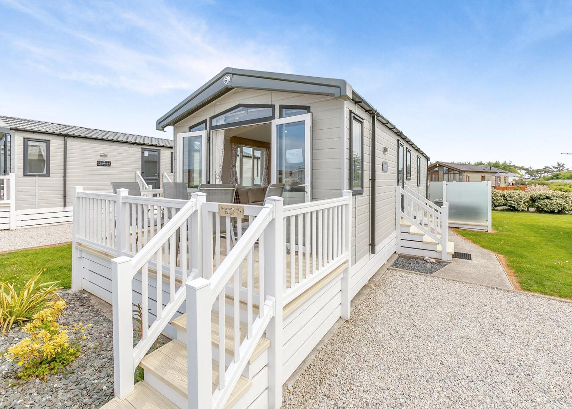Looe Coastal Retreat Hotel Exterior foto